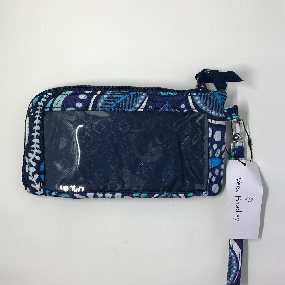 Vera Bradley RFID Tech Wristlet zip Wallet NWT Blue Island Medallion